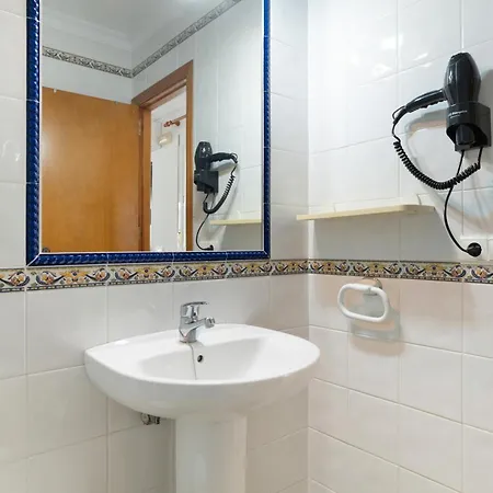 Casa Paqui Bustos 1 *