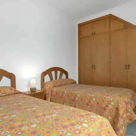Apartment Casa Paqui Bustos 1 *